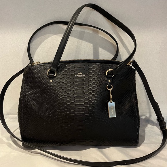 Coach | Bags | Textured Black Coach Pursemedium | Poshmark